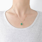 Pearl Clover Necklace Golden Chain Pendant for Green Women
