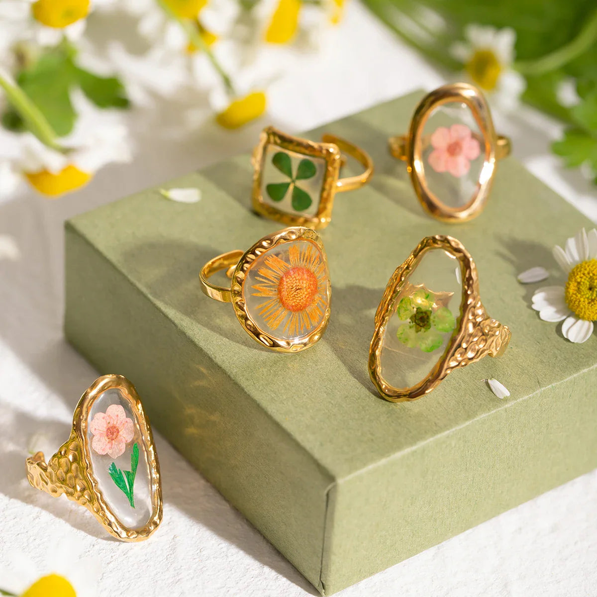 Large Ring Flower in Transparent Frame