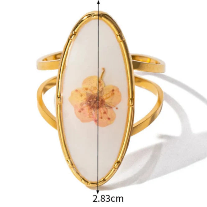 Large Ring Flower in Transparent Frame