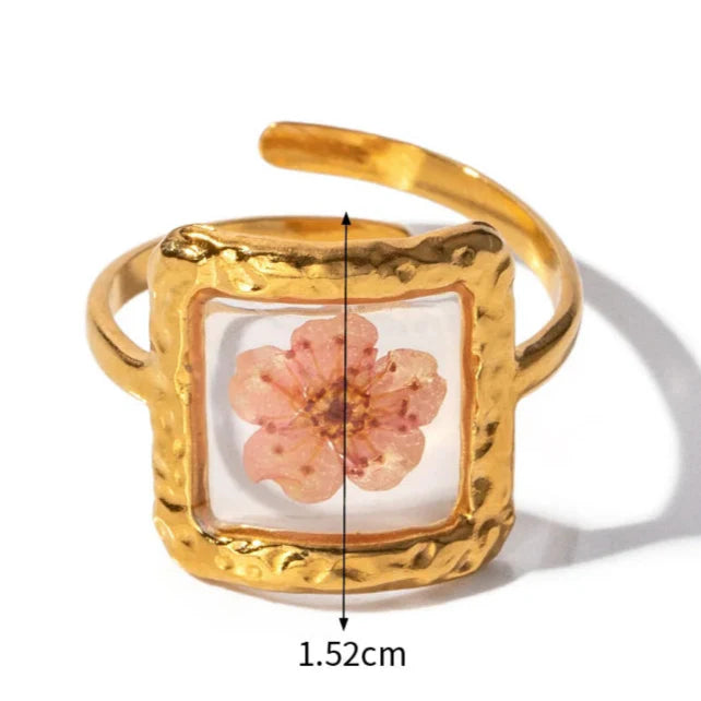 Large Ring Flower in Transparent Frame