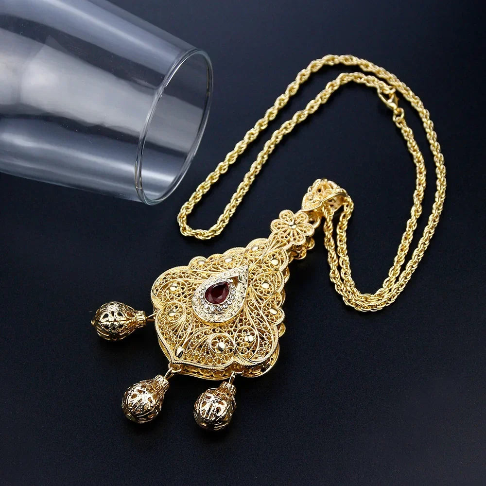 Long necklace with traditional pendant for Arab wedding and celebration, red