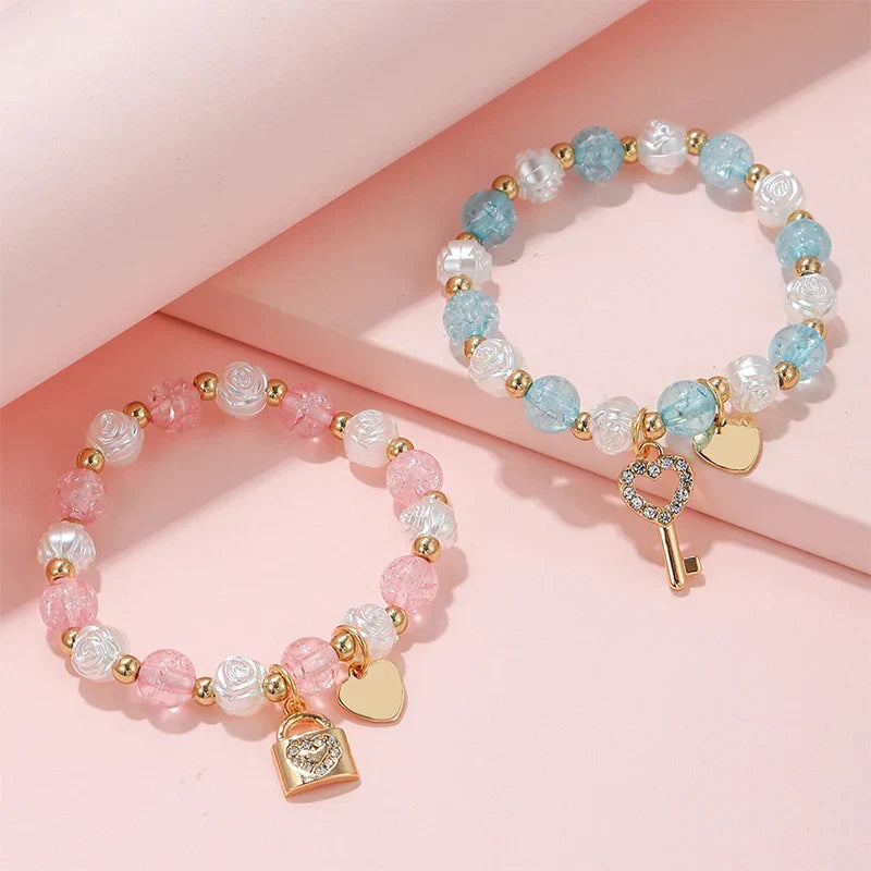 Set of 2 key and lock bracelets