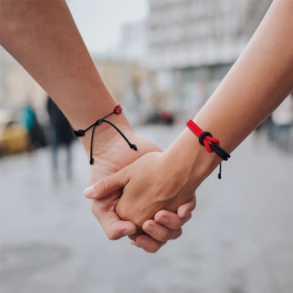 Set of 2 Knot Bracelets for Couples in Red and Black